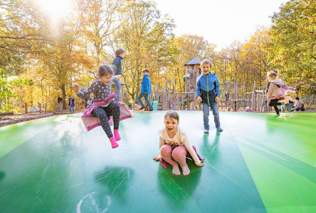 One of the highlights for all children in the Adventure Forest are the large trampoline areas.