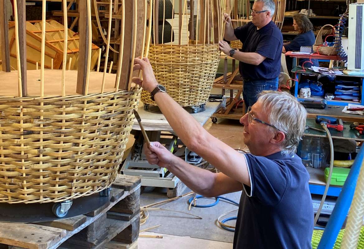 Men weaving baskets on Usedom